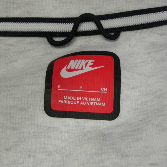 Women's S Nike Sportswear Tech Fleece 1/4-Zip Top - Picture 3 of 10